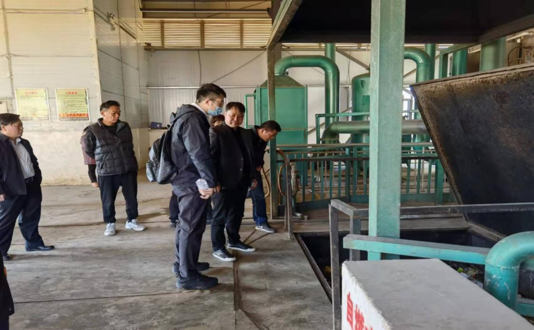 住建部、省住建厅领导调研玉溪市红塔区洛河乡垃圾热解站