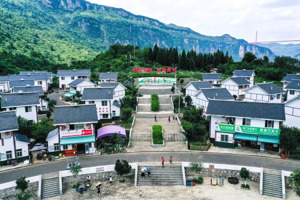 农村人居环境整治,习近平总书记始终记挂在心 农村人居环境整治,习近平总书记始终记挂在心